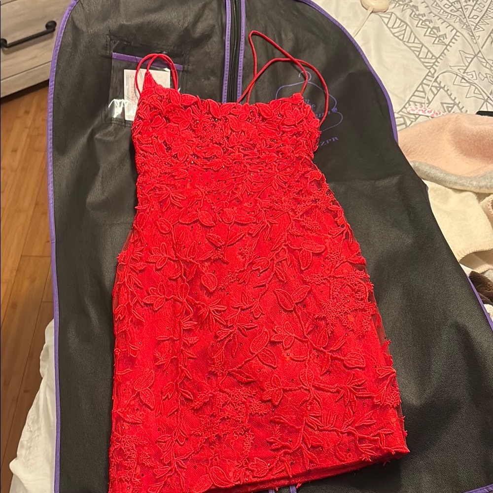 Elegant Red Floral Lace Dress